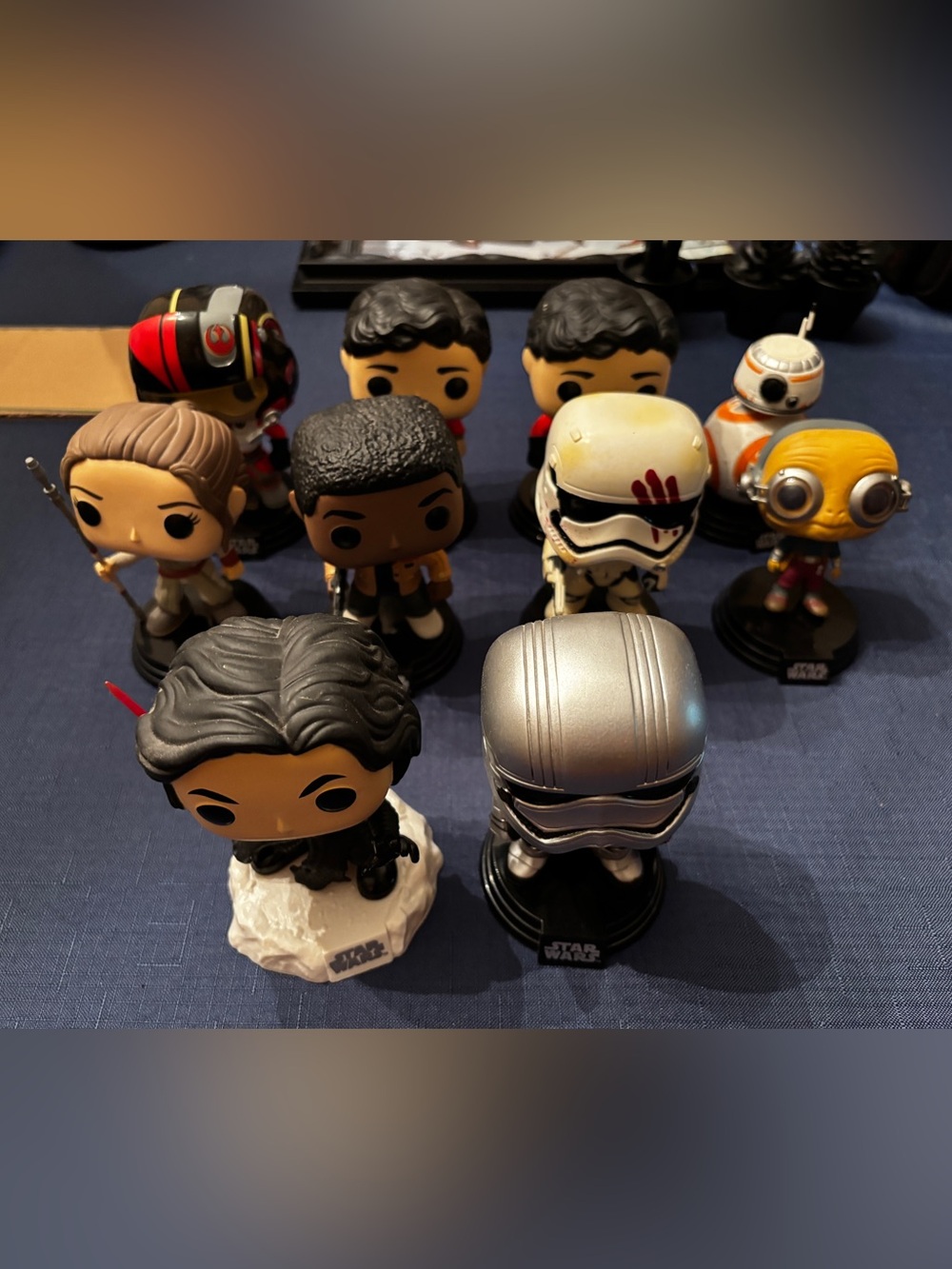 Set of 10 Star Wars: The Force Awakens Funko Pops! - Picture 1 of 4